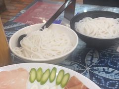 -桥香园过桥米线(国贸店)