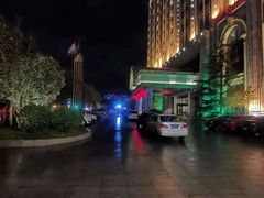 -锦龙国际酒店(天津奥体中心华苑地铁站店)