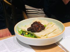 炸酱面-小大董·烤鸭(凤凰汇店)