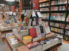 -西西弗书店(城西银泰城店)