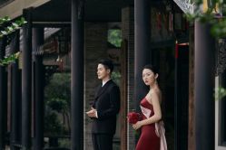 -雨墨婚纱摄影工作室