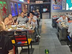 -马路牙子烧烤音乐酒馆(望京店)