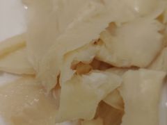-嘎琉鲜切牛肉自助火锅