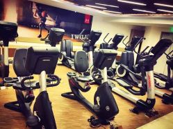 点击看大图 -华翎国际钢管舞培训