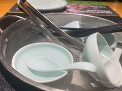 -洪氏嗨捞·广东猪肚鸡·椰子鸡火锅(西咸万象城店)