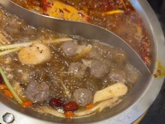 -沸炉重庆老火锅(军事博物馆店)