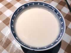 牛奶公司奶冻-新大咀港式茶餐厅(宝山万达店)