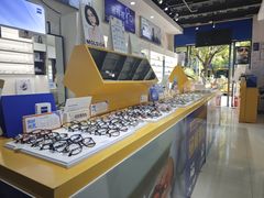 -诺柯视眼镜-蔡司依视路官方工厂店(淞南一店)