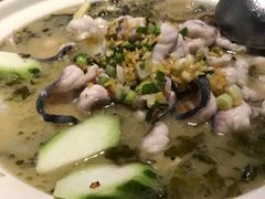 鸭嘴鱼-漓江又一軒·广西菜·桂林米粉(梅林店)