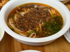 杂酱粉-東茅街茶馆