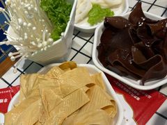 -山悦里 山野·鲜火锅(罗斯福广场店)