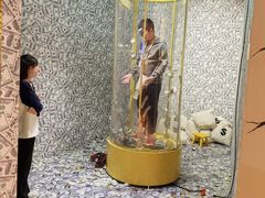 -不可思议减压馆·解压博物馆·摔碗发泄·团建定制