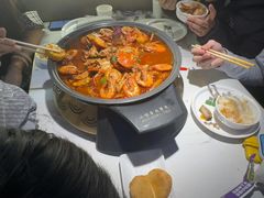 -徐记小怪兽肉蟹煲店(哈西万达金街店)