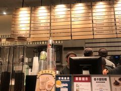 -喜茶(上海打浦桥日月光gelato lab+店)