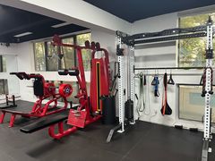 -坚果健身24小时工作室(定西路店)