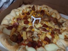 缤纷肉酱烤香肠比萨-必胜客(松江三湘宅急送店)