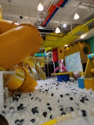 -泛尼尼儿童乐园(文化广场店)