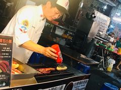 -六合夜市