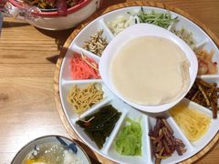 -怪噜范·老贵阳街头名小吃(数博万达店)