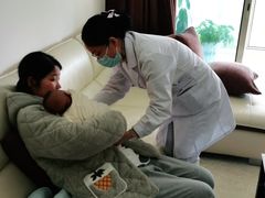 -萧乐母婴·住家月嫂·育婴师