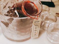 自制杨梅酒-初蓉丨遇见新川菜(亲贤街荣耀店)
