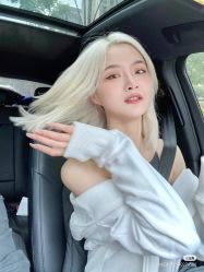 -AYO SALON