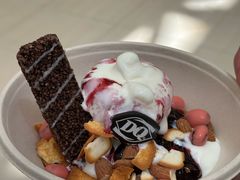 -DQ·蛋糕·冰淇淋(浦江欢乐颂店)