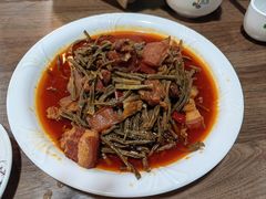 干豇豆红绕肉-将就吃农家特色土菜馆