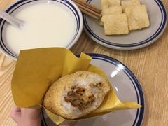 -正南齐北·老街糯米团(洪崖洞店)