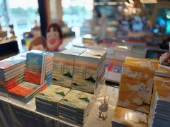 -凤凰国际书城(凤凰广场店)