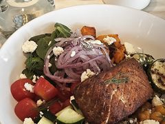 -ROAST coffee & eatery