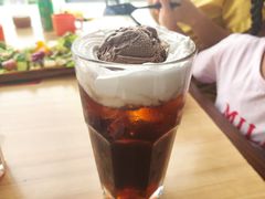 雪糕黑天使-必胜客(华南摩尔店)