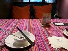 -香巴拉云南餐厅(华莱坞店)