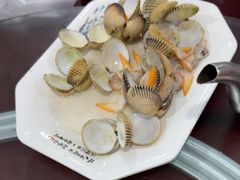 -岛中岛·海鲜大排档·万宁老字号(东澳店)