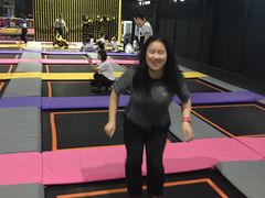 -嘿哟动霸CHUA·新潮玩运动娱乐中心·蹦床滑冰团建乐园
