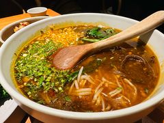 -SHAN山(前滩太古里店)