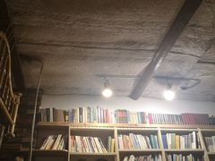-斯多格书乡(北京大学畅春园店)