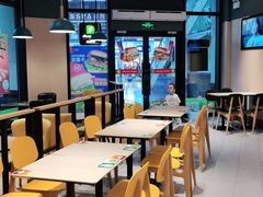 用餐区-德克士(香港街店)