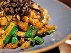 黑松露岩蒜炒年糕-杭州西子湖四季酒店·金沙厅
