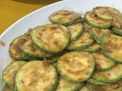 咸蛋黄炒小瓜-甜甜屋(解放中路店)