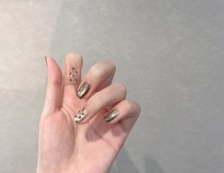 -H12 STAR日式美甲美睫专门店