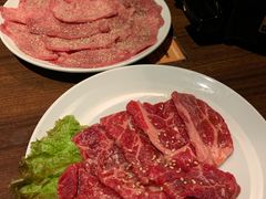 -焼肉まんぐう