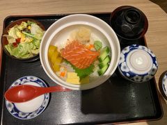 三文鱼刺身饭定食-小山日本料理(兴业太古汇店)