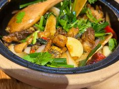 紫苏啫大力牛蛙-沙胆彪炭炉牛杂煲(上海日月光广场店)