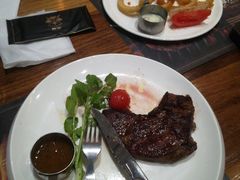 -食间牛排(湖西路店)