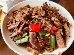 红烧笋干-芦茨金富饭庄·25年老字号·专做稻草鸡