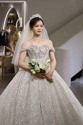 -艾米丽婚纱礼服