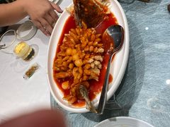 功夫松鼠桂鱼-小厨娘淮扬菜(六合欢乐港店)