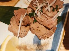 香煎牛舌-初居食屋日式料理(万象城购物中心店)