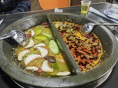 -秦巴石锅鱼